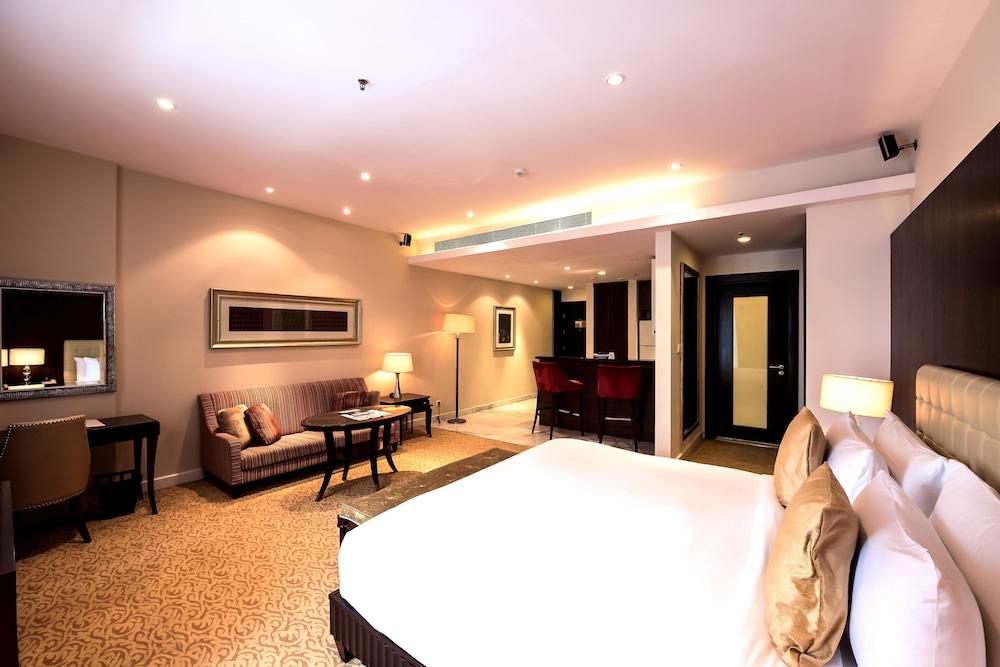 Oakwood Premier Prestige Bangalore Exteriör bild