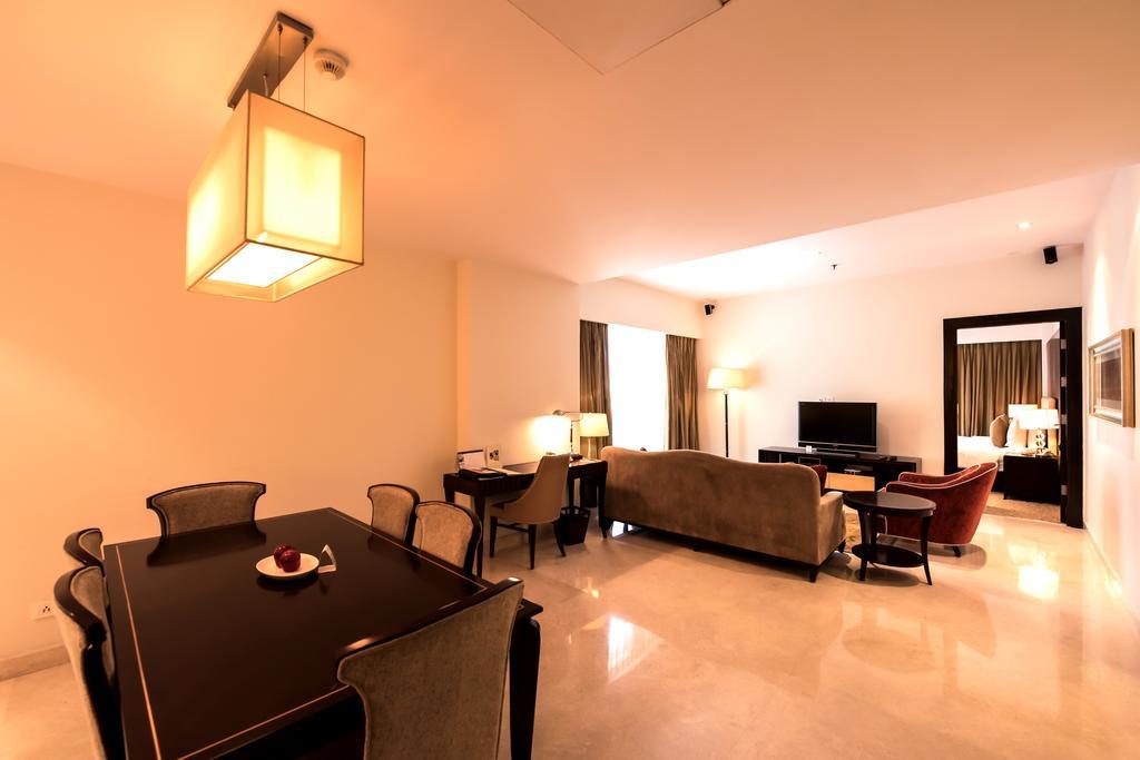 Oakwood Premier Prestige Bangalore Exteriör bild
